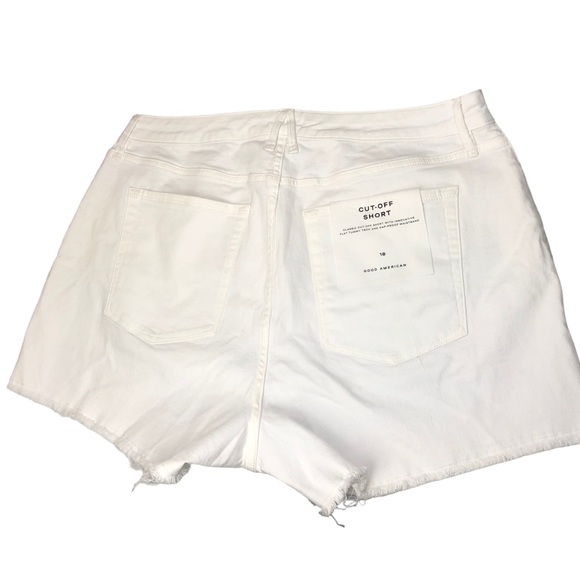 Good American Plus Size White Ripped Cut Off With High Low Hem - Picture 3 of 7